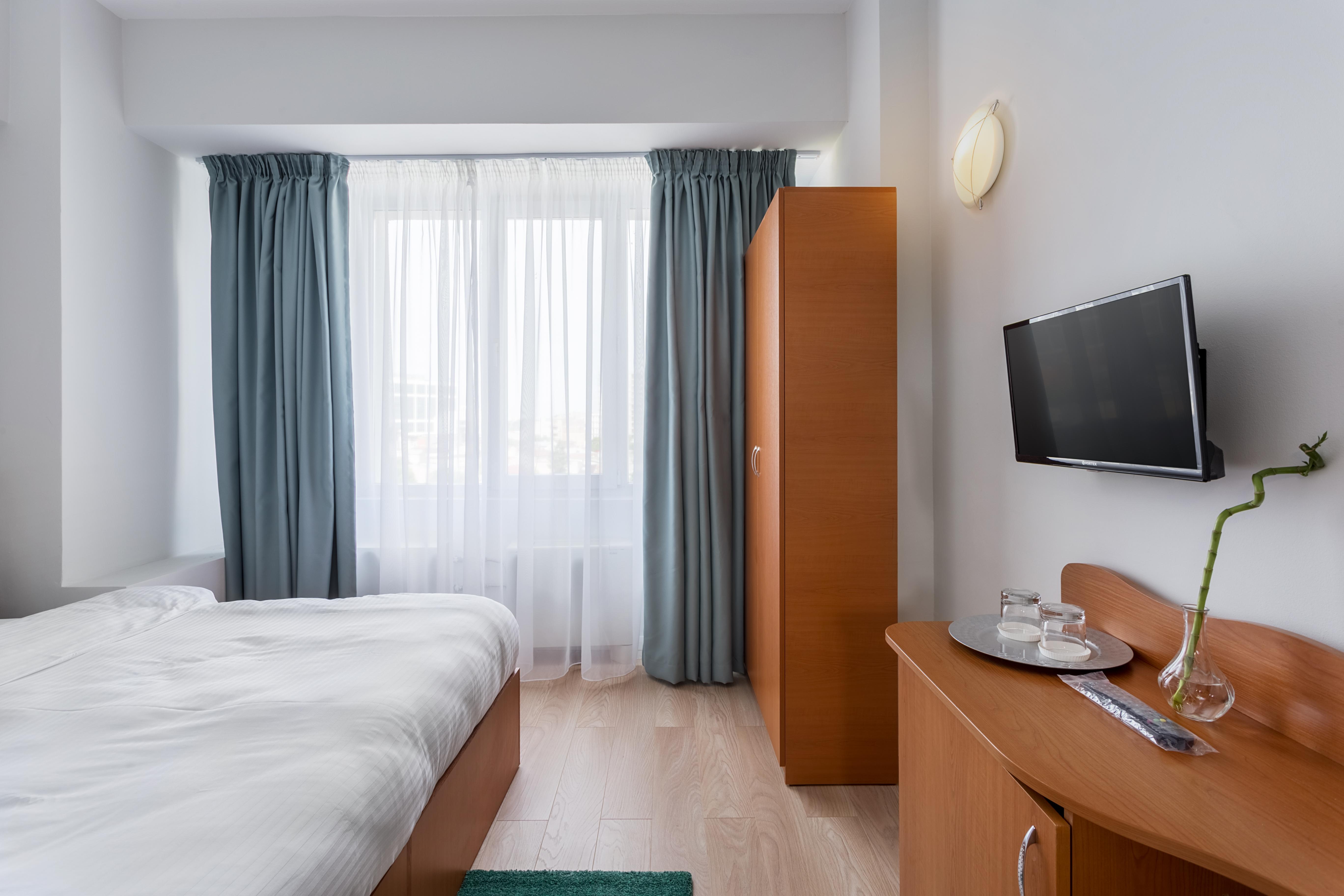 Elizeu 3* Bucarest